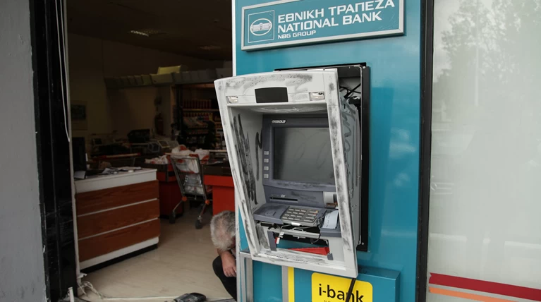Ανατίναξαν ATM με παροχέτευση αερίου στα Mελίσσια