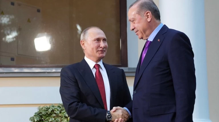 Για τους S-400 και τις... ντομάτες συζήτησαν Ερντογάν-Πούτιν