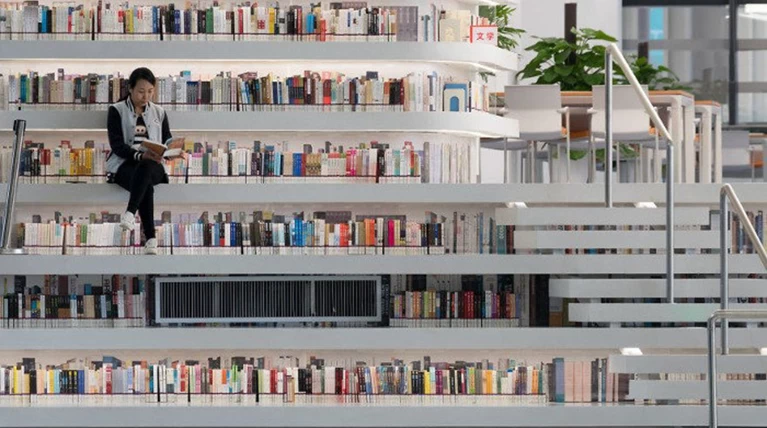 Η πιο εντυπωσιακή βιβλιοθήκη του πλανήτη είναι στην Κίνα [εικόνες]