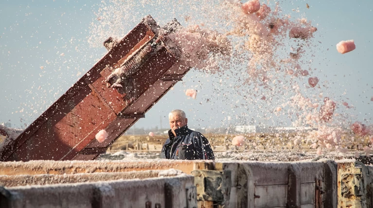 Οι εργάτες του αλατιού στην Κριμαία - Οδοιπορικό του Reuters