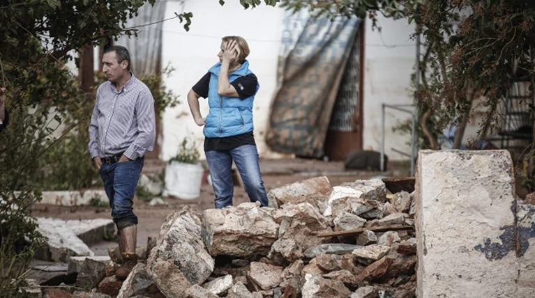 Κακοκαιρία Δ. Αττική: Χωρίς ρεύμα 1.000 καταναλωτές στις πληγείσες περιοχές