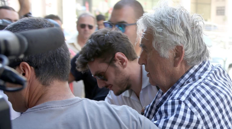 Πέθανε ο Θρασύβουλος Λυκουρέζος, καπετάνιος στην τραγωδία της Αίγινας