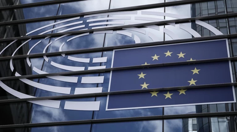 Spiegel: Συμμαχία Γερμανίας-Ελλάδας για την έδρα υπηρεσιών της ΕΕ