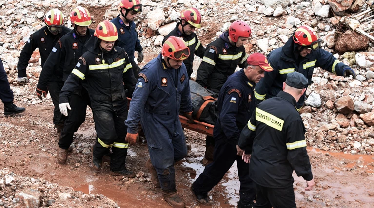 Χωρίς τέλος η τραγωδία: Στους 19 οι νεκροί από τη φονική κακοκαιρία