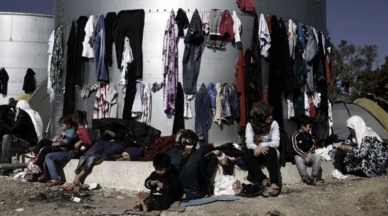 Επεισόδια στους καταυλισμούς προσφύγων σε Λέσβο και Χίο