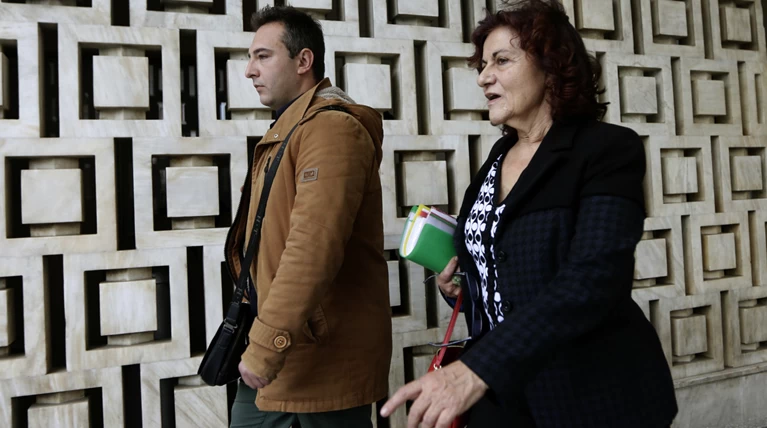 Συμφωνία με τους θεσμούς στο μέτωπο των κοινωνικών επιδομάτων