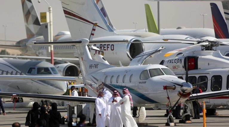 Ακύρωση πτήσεων της Emirates στην Τύνιδα: Φόβοι για τρομοκρατικό χτύπημα