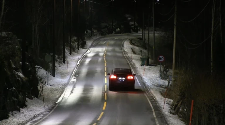 Στους έξυπνους δρόμους της Νορβηγίας τα φώτα ανάβουν μόνο όταν πρέπει