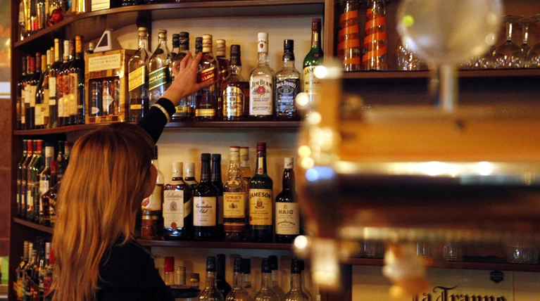 Πόσα μπήκαν στο κρατικό ταμείο από τους φόρους σε καφέ, μπίρα, τσιγάρο & TV