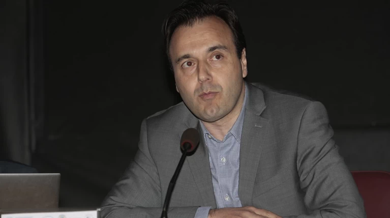 Απίστευτη ατάκα δημάρχου Τρικάλων: Νιώθω μ@λ@κ@ς που εφαρμόζω το νόμο…