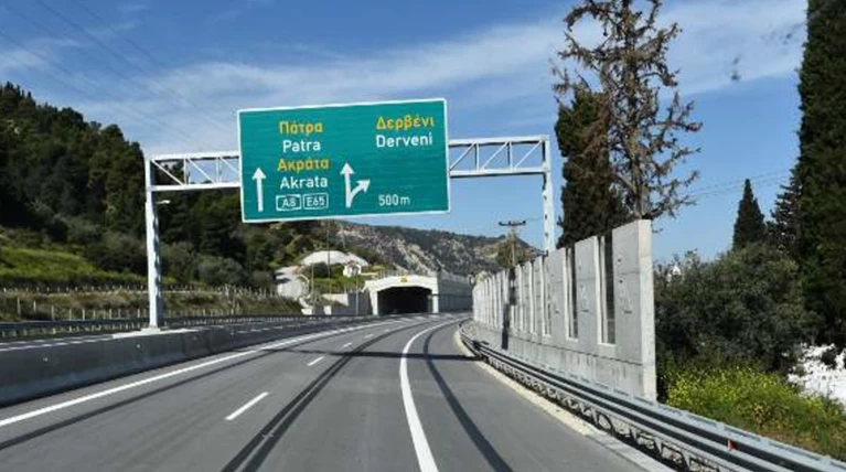 Οδηγός μπήκε στο αντίθετο ρεύμα στην εθνική Πατρών-Αθηνών
