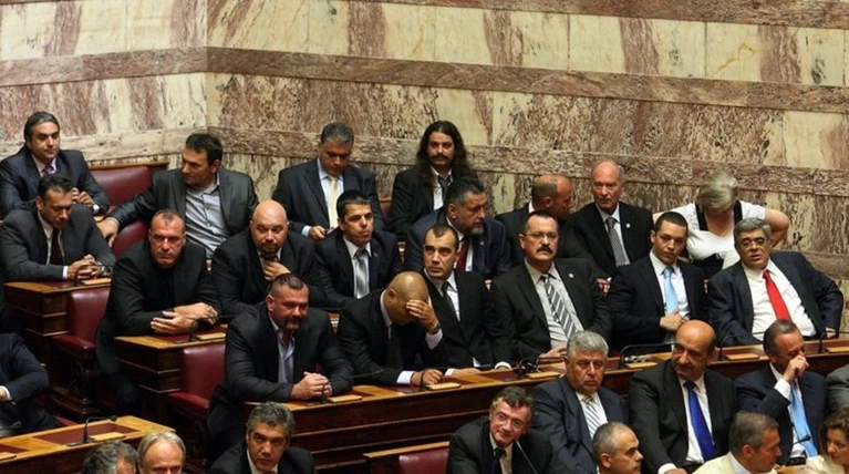 Περικοπή αποζημίωσης για Μιχαλολιάκο, Κασιδιάρη, Ηλιόπουλο