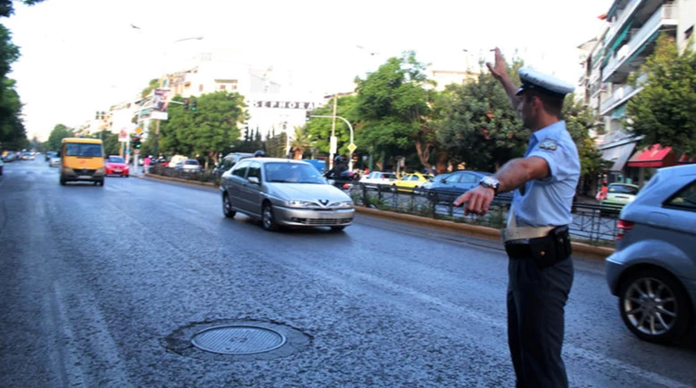 Νέος ΚΟΚ: αντισυνταγματικά τα εισοδηματικά κριτήρια στα πρόστιμα;