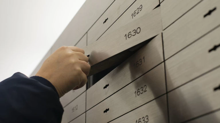 Εξι τραπεζικοί «ξάφριζαν» θυρίδες στη Θεσσαλονίκη- 2,7 εκατ. ευρώ η λεία