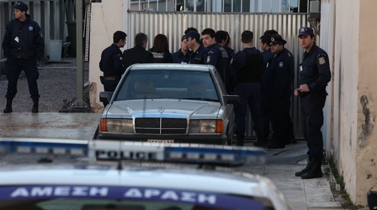 Πιστόλι και χειροβομβίδα σε σπίτι έγκλειστου για το σχεδιο "Γοργοπόταμος"