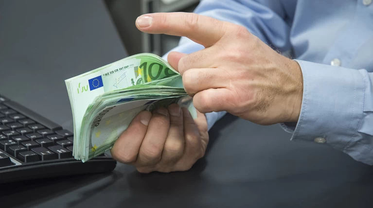 Δημοτικός υπάλληλος στην Εύβοια συνελήφθη για παθητική δωροδοκία