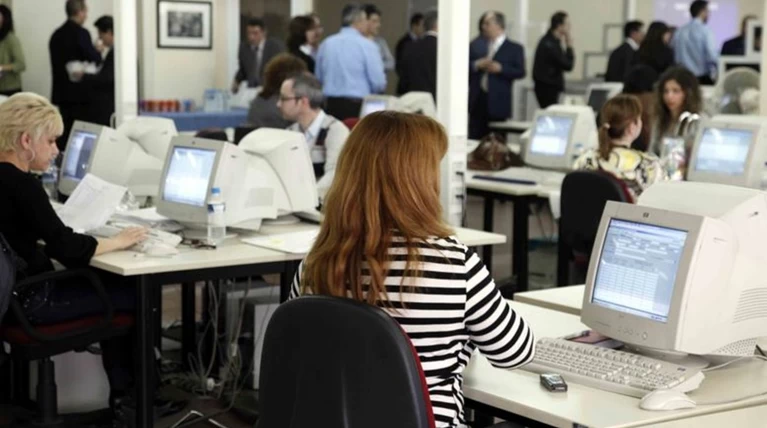 Στις 42.521 οι μόνιμες προσλήψεις στο Δημόσιο έως το 2022
