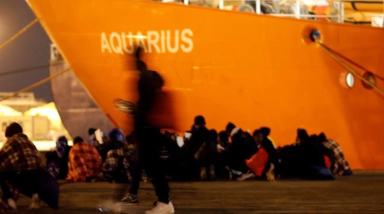 Γαλλία καλεί Ισπανούς και Ιταλούς για το προσφυγικό