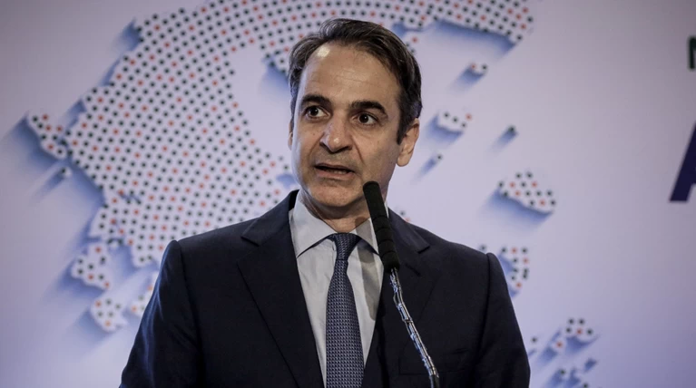 Focus: Σε στιλ Βίκτoρ Όρμπαν ο Κυριάκος Μητσοτάκης