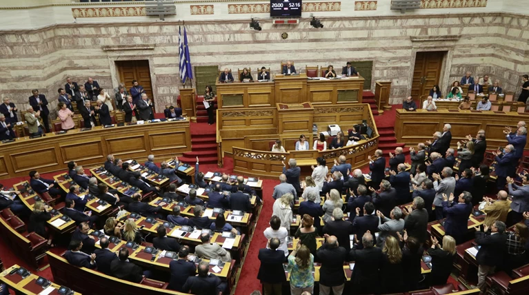 Απορρίφθηκε η πρόταση δυσπιστίας - Εκτός ΑΝΕΛ ο Δ. Καμμένος