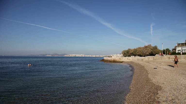 Πόσο καθαρές είναι οι παραλίες του Σαρωνικού μετά το Αγ. Ζώνη;