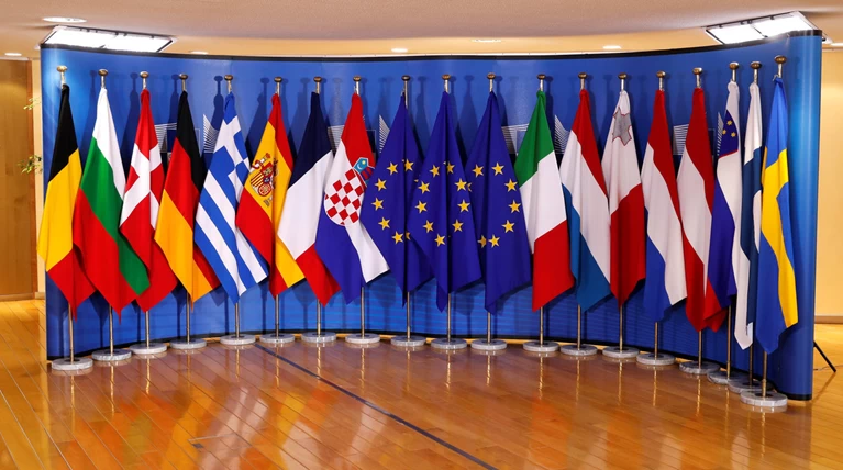 Ιταλία: Να ξεπεραστεί το κριτήριο της χώρας πρώτης άφιξης