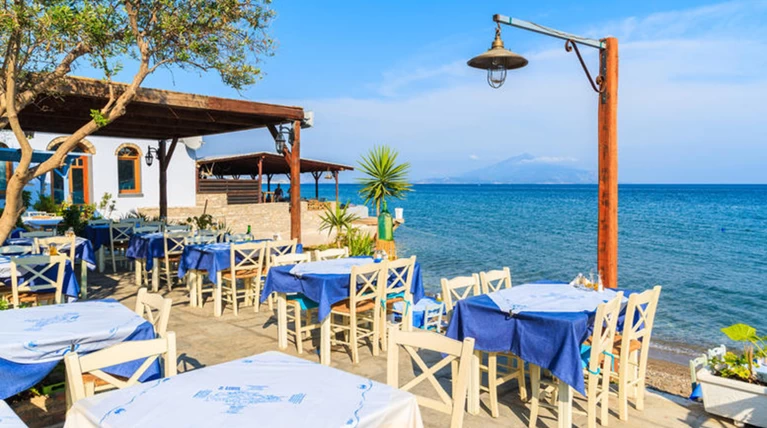 Επικοινωνία Τσίπρα με την περιφερειάρχη Β. Αιγαίου για τον ΦΠΑ