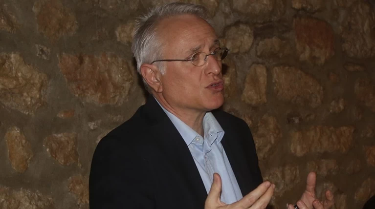 Κόντρα Ραγκούση - ΚΙΝΑΛ με βολές για Μητσοτάκη