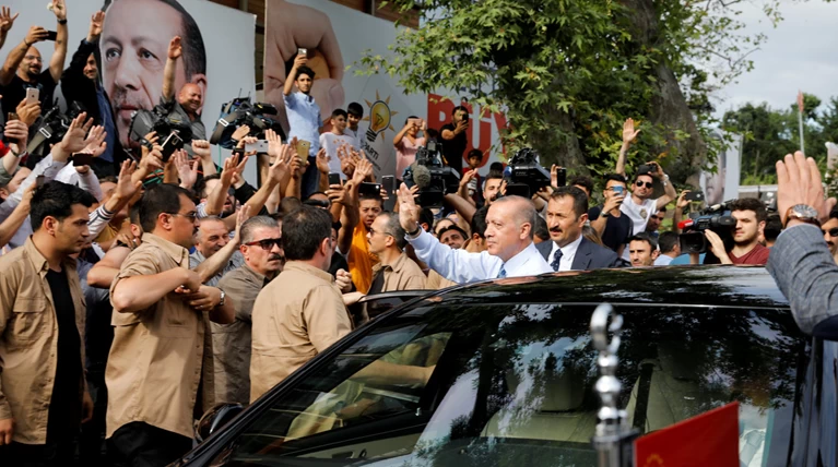 Τα ευφάνταστα σενάρια της Sabah: Ξένοι Πράκτορες θα σκότωναν τον Ερντογάν