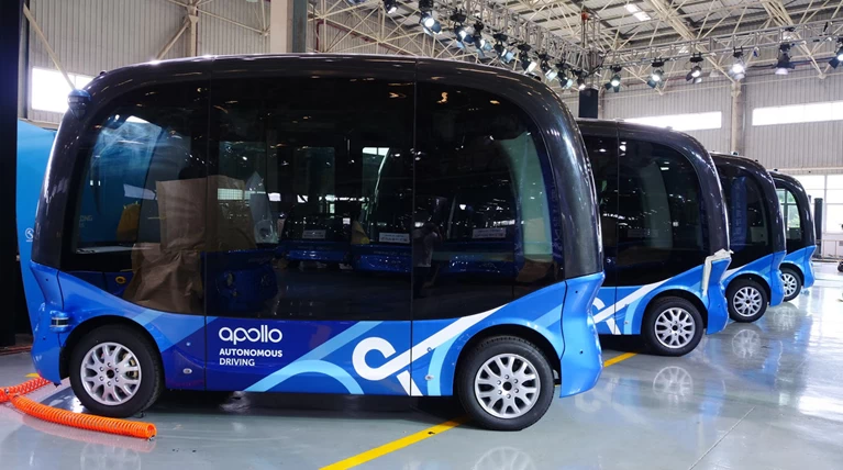 Η Baidu αρχίζει μαζική παραγωγή λεωφορείου χωρίς οδηγό