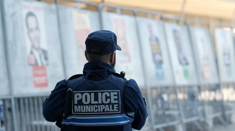 Πυροβόλησα κατά λάθος,λέει τώρα ο αστυνομικός που σκότωσε 22χρονο στη Νάντη