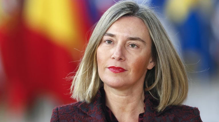Μογκερίνι: Δεν αρκεί να συγχαίρουμε τους Τσίπρα-Ζάεφ - Χρειάζονται στήριξη