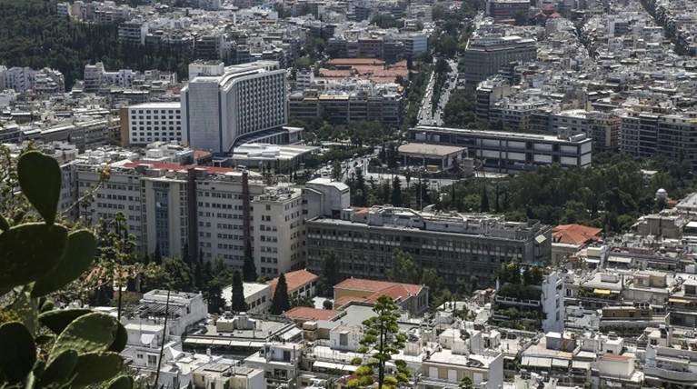 Eurostat: Βαρύ φορτίο για τους Ελληνες το δικό τους σπίτι