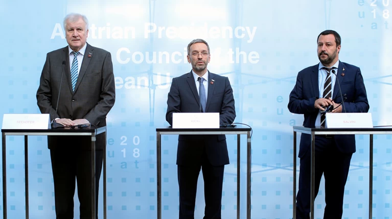 Φρένο Σαλβίνι στη διμερή με τη Γερμανία για το μεταναστευτικό