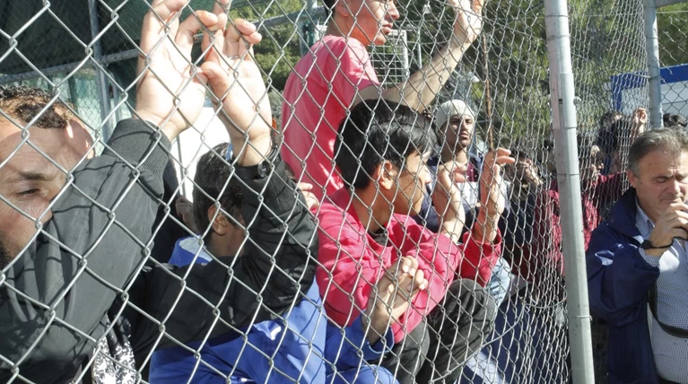 ΓΕΕΘΑ: Με υπεράριθμους πρόσφυγες/μετανάστες οι δομές μας
