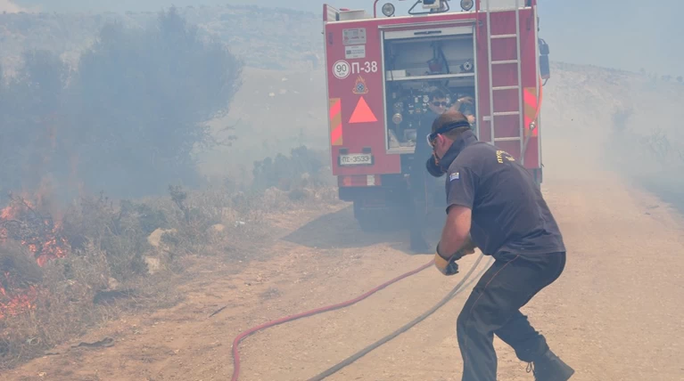 Υπό έλεγχο η φωτιά στο Αμάρι Ρεθύμνου
