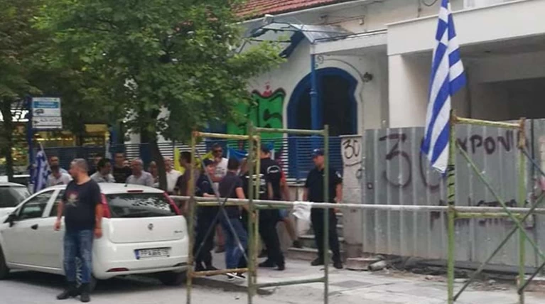 Εντονες αποδοκιμασίες κατά Πιτσιόρλα στη Λάρισα