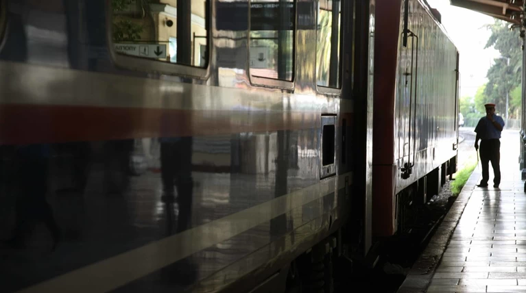 Αναστολή των κινητοποιήσεων στον σιδηρόδρομο