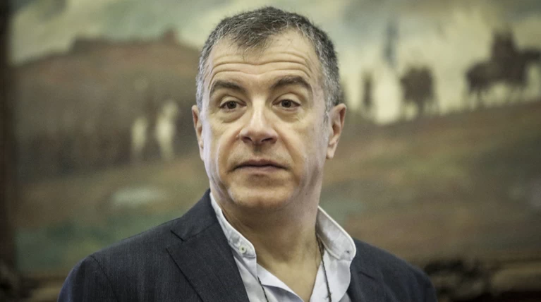 Θεοδωράκης: Ερωτηματολόγιο στο Ποτάμι για αρχηγό & συνεργασίες