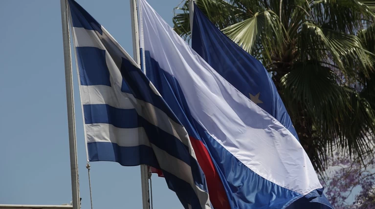 Αθήνα-Μόσχα: Ανακωχή μετά τις σκληρές ανακοινώσεις & διαρροές;