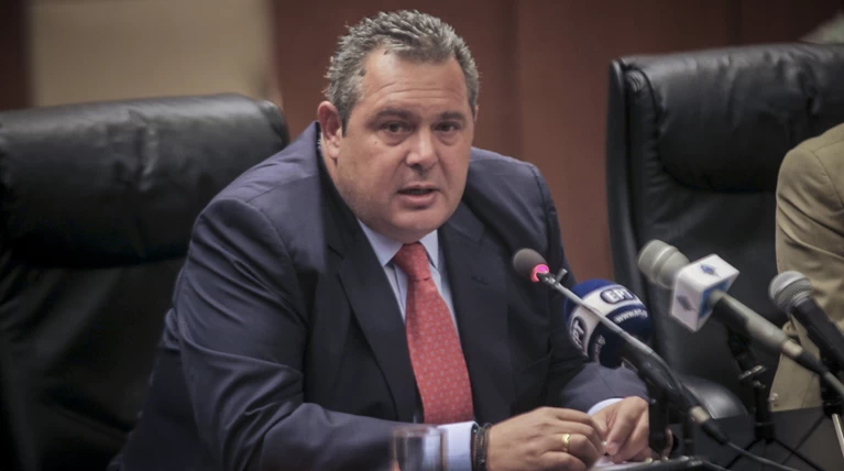 Καμμένος: Στρατιωτικά περίπολα για την πρόληψη πυρκαγιών