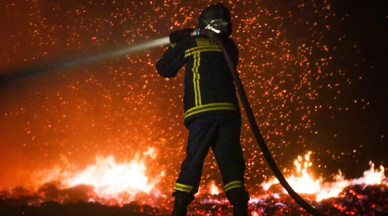 Αλεξανδρούπολη: Υπό μερικό έλεγχο η φωτιά στο Σουφλί