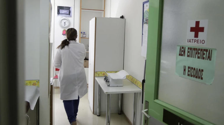 Παραμένουν στην Εντατική 10 εγκαυματίες από την πυρκαγιά στο Μάτι