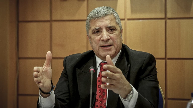 Πατούλης: Η κα Δούρου πρέπει να σταματήσει επιτέλους να κρύβεται
