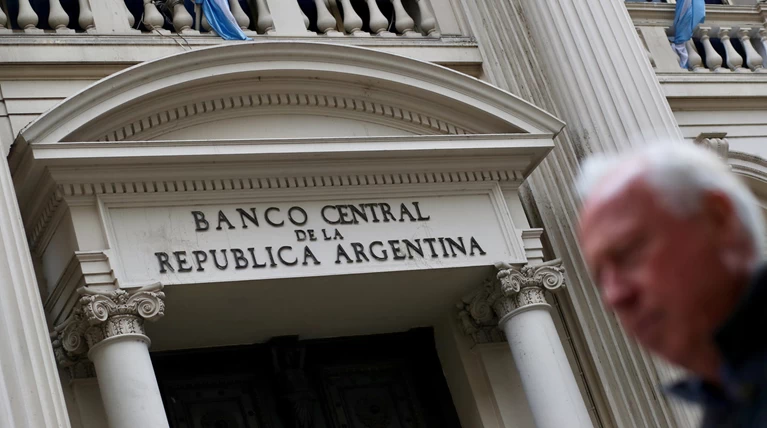 Πακέτο μέτρων λιτότητας ανακοινώνει η κυβέρνηση της Αργεντινής