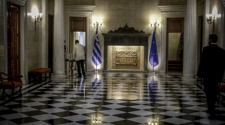 Δύο γραμμές στην κυβέρνηση για τις εξαγγελίες Τσίπρα στη ΔΕΘ