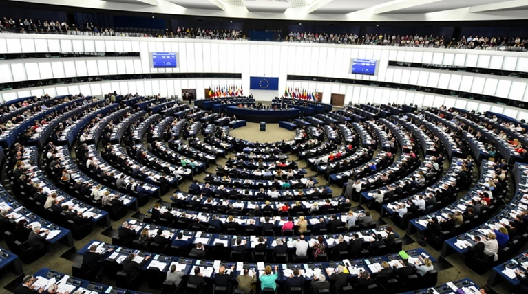 Γιούνκερ, Τσίπρας, Ζάεφ και Ορμπαν στη φθινοπωρινή πρεμιέρα του Στρασβούργο