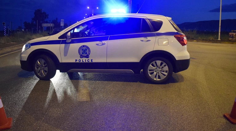 Αχαΐα: Εντοπίστηκε ημίγυμνη γυναίκα και σε κατάσταση σοκ