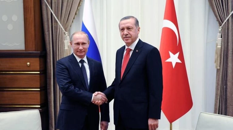 Το Κρεμλίνο επιβεβαίωσε τη συνάντηση Πούτιν-Ερντογάν στο Σότσι