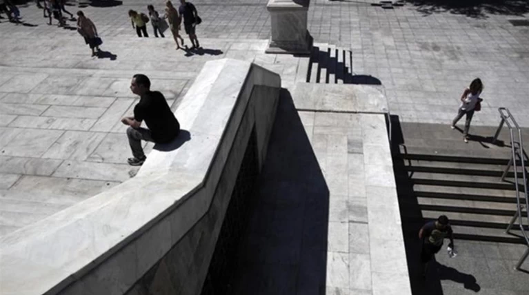 ΟΑΕΔ: Oι πίνακες κατάταξης ανέργων για 30.333 θέσεις πλήρους απασχόλησης